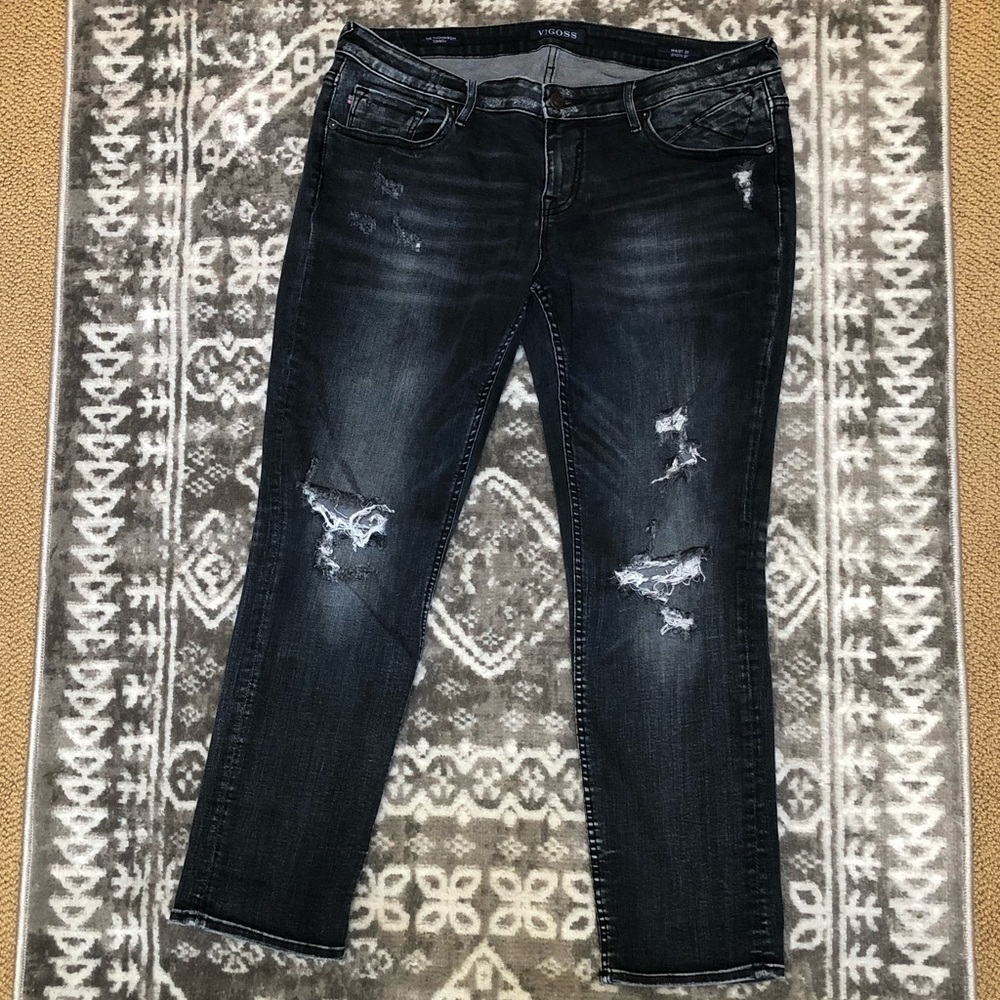 Vigoss distressed jeans.